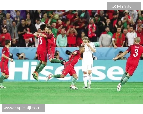 全球足球明星卡品牌大盘点 哪些牌子最受球迷青睐