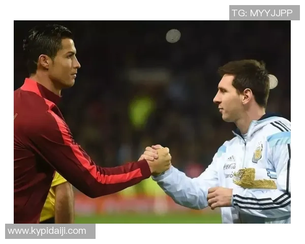 双手叉腰足球球星展现坚韧精神与独特魅力引领赛场风云