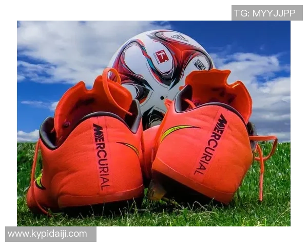 足球巨星小揭秘：从天赋少年到全球瞩目的绿茵传奇之路